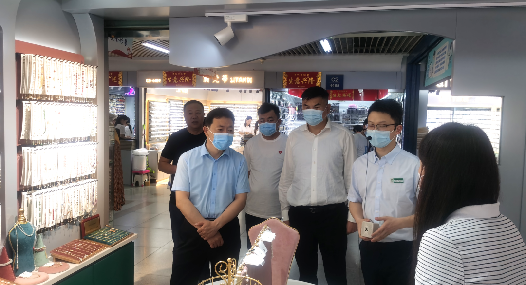 乌兰察布市集宁区领导一行莅临金田阳光投资集团参观考察